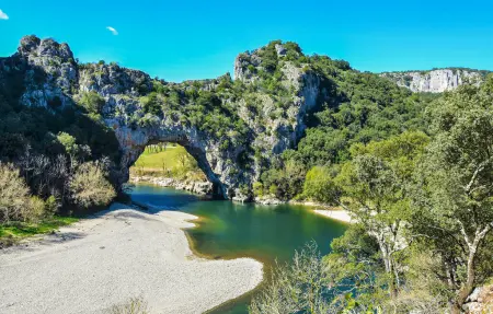 Maison avec piscine privée à Gras, Ardèche : photo 7