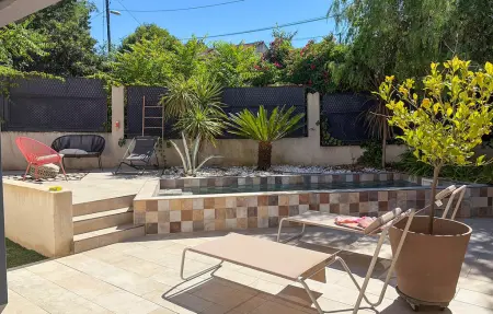 Maison 2 chambres avec piscine privée à Marseille : photo 2
