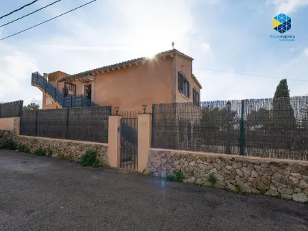 Location villa à Sa Cabaneta, Spacieuse villa avec piscine privée et court de tennis pour 11 personnes