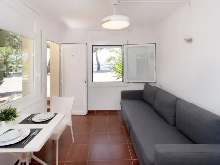 Studio première ligne de plage à Roses, parking inclus : photo 6