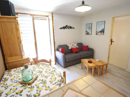 Petit 2P avec loggia 10m² - Vue montagne à Bagnères-de-Luchon : photo 7