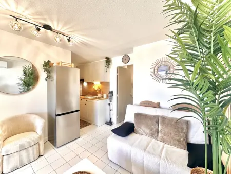 Appartement 27 m², loggia vue canal à Sète : photo 6