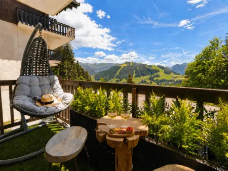 Appartement Cocon vue montagne balcon Sud – Notre-Dame-de-Bellecombe : photo 2