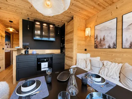 Appartement Cocon vue montagne balcon Sud – Notre-Dame-de-Bellecombe : photo 5