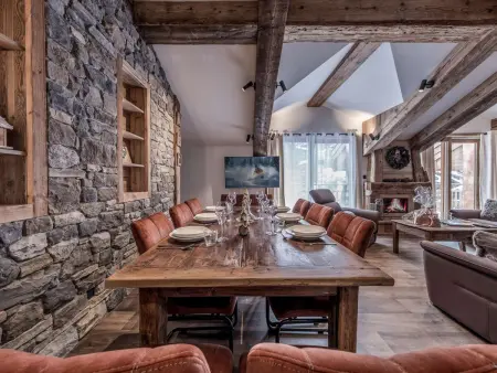 Appartement 3 chambres, centre Courchevel, balcons vue station : photo 5
