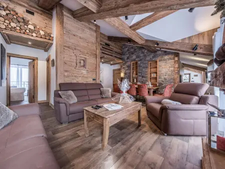 Appartement 3 chambres, centre Courchevel, balcons vue station : photo 6