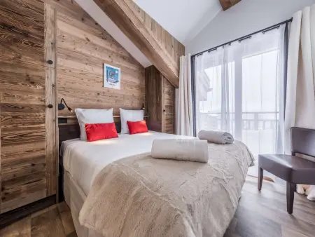 Appartement 3 chambres, centre Courchevel, balcons vue station : photo 11