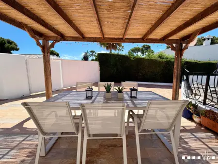 Villa Cavallet : 3 chambres, piscine, 5 min de la plage : photo 9
