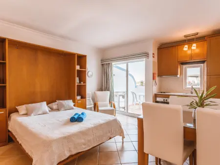 Studio 50m² avec balcon et piscine à Tavira : photo 12