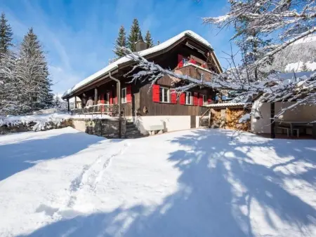 Location appartement à Sörenberg, Berg-Ferienwohnung Anemone im Chalet Waldhüsli