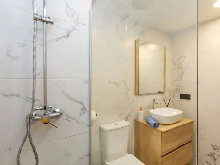 Ribera – Appartement rénové 50 m de la mer : photo 15
