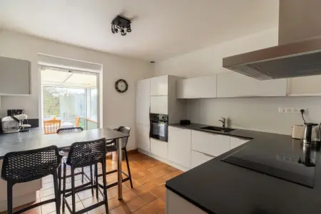Maison 9 pers. avec véranda et barbecue couvert : photo 12