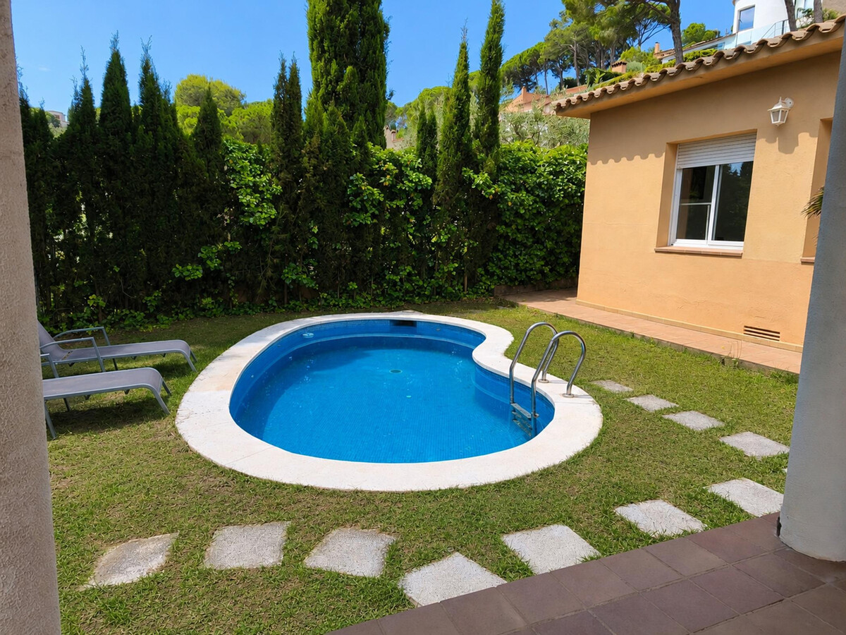 Villa moderne avec piscine et vue mer à Begur - Photo 2