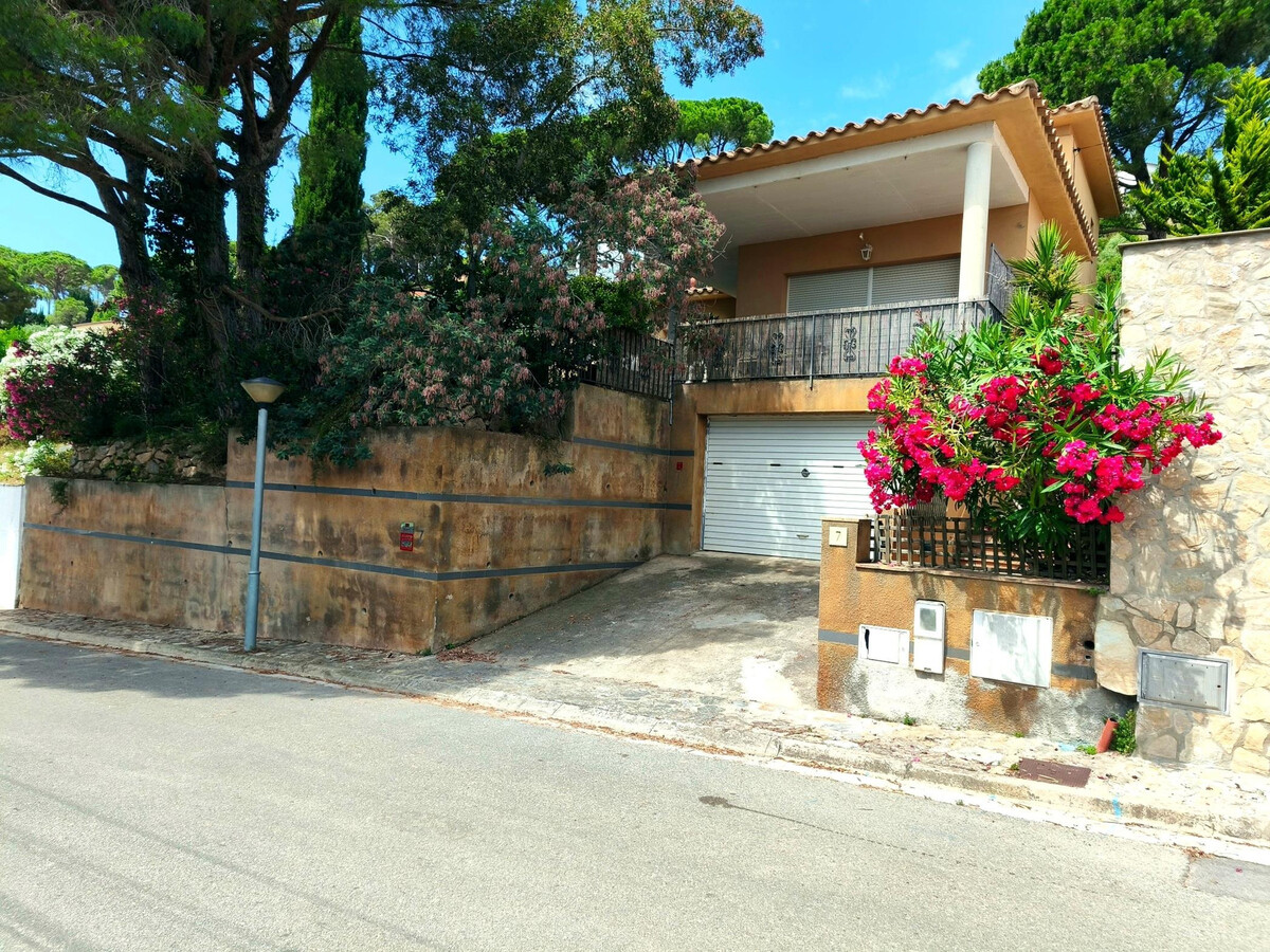 Villa moderne avec piscine et vue mer à Begur - Photo 24