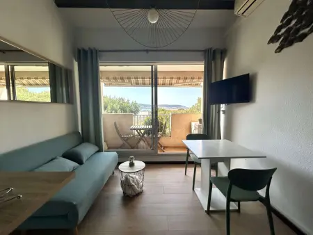 T1 mezzanine climatisé, vue étang de Thau à Balaruc : photo 6