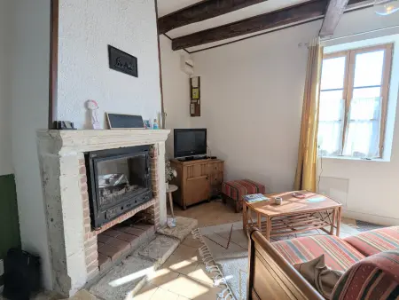 Gîte Saint-Marcel, 4 pers. – Jardin clos & véranda : photo 2