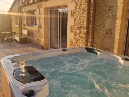 Location gite à Journiac, Gîte en Périgord avec Spa privé et Wifi