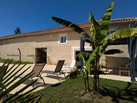Gîte 8 pers. avec piscine privée 12x6m à Ronsenac : photo 6