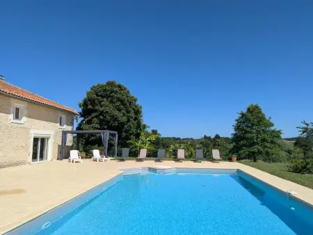 Gîte 8 pers. avec piscine privée 12x6m à Ronsenac : photo 14