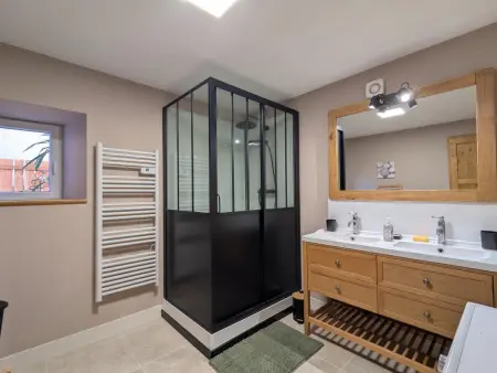 Gîte 8 pers. avec piscine privée 12x6m à Ronsenac : photo 23