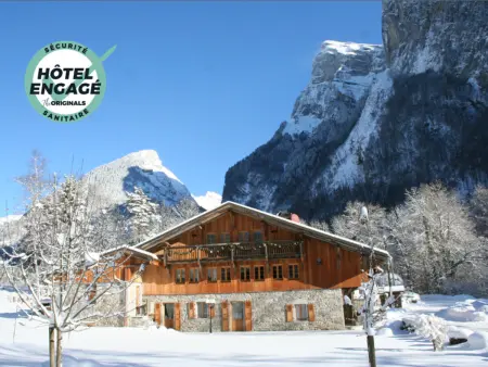 Chalet 10 pers. à Samoëns, 4 chambres et 4 salles de bain
