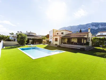 Villa Altair, 8 pers., piscine privée et jardin à Denia : photo 3