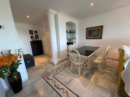 Appartement 80m² à Denia, piscine et parking couvert : photo 8