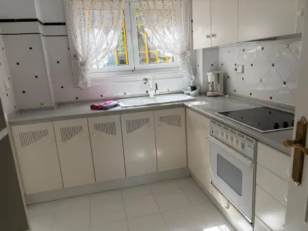 Appartement 80m² à Denia, piscine et parking couvert : photo 12