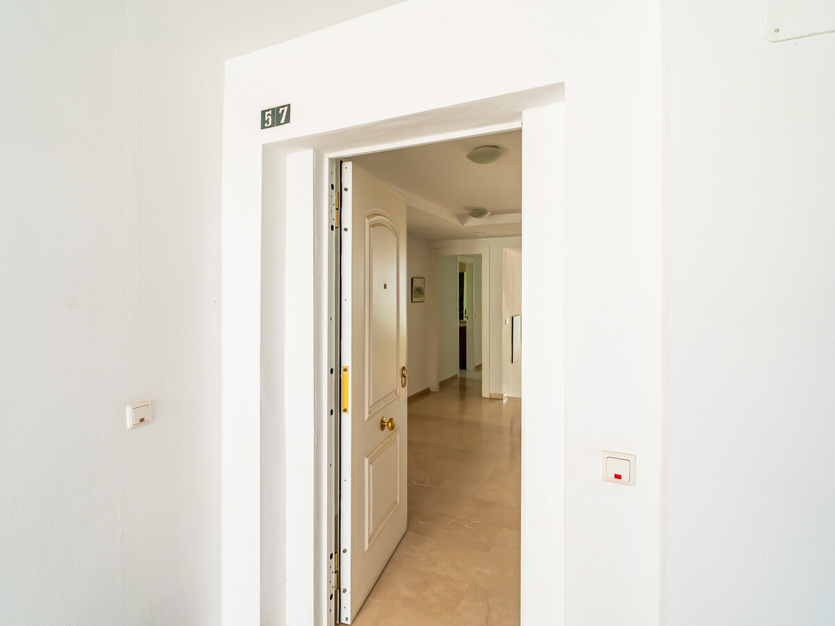 Duplex Lauro Golf vue montagne - 4 pers., piscine - Photo 35
