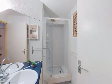 Appartement Les Goelettes, 100 m de la plage : photo 19