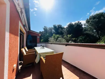 Maison Larisa : terrasse et jardin à 600 m de la mer : photo 3