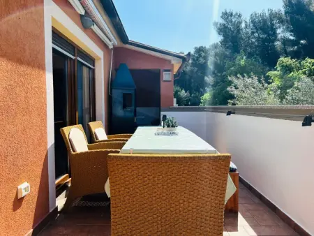 Maison Larisa : terrasse et jardin à 600 m de la mer : photo 23