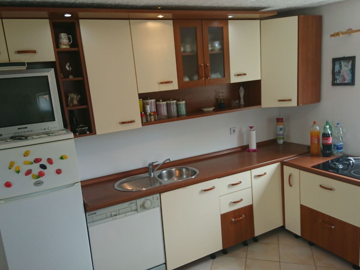 Maison indépendante avec terrasse et barbecue à Vučevica - Photo 28