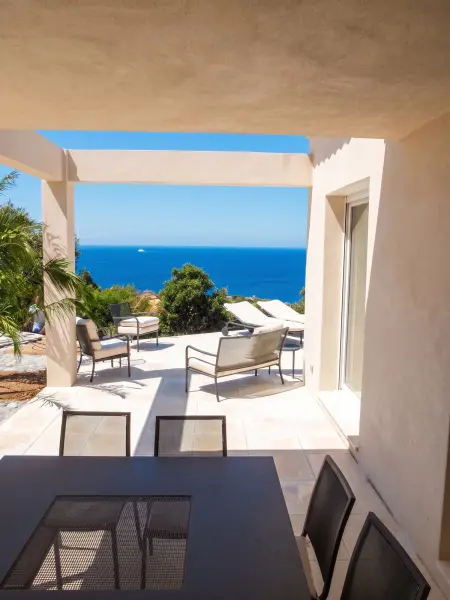 Villa avec piscine privée et vue mer à Calvi, 4 chambres : photo 10