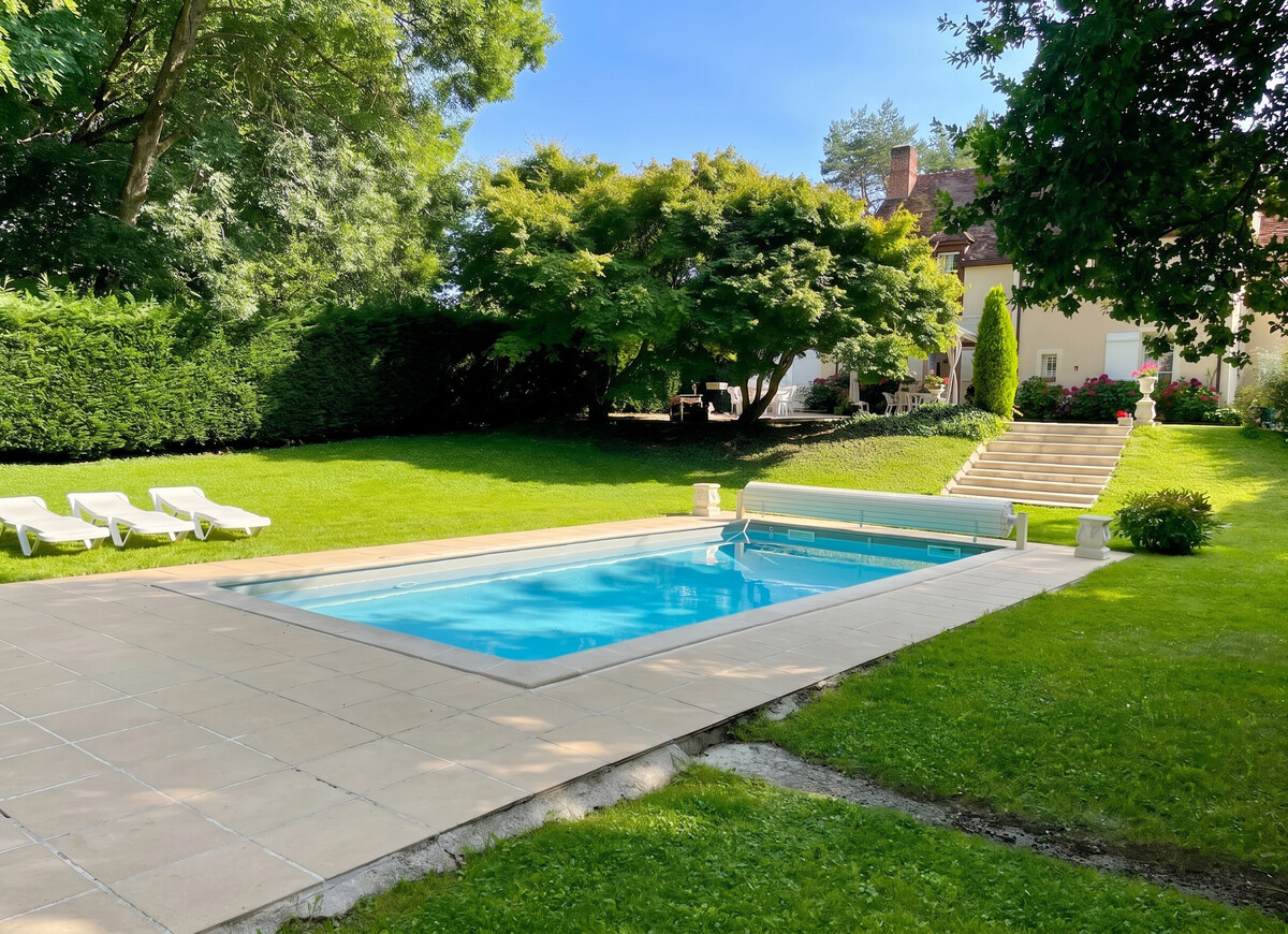 Villa 280 m² avec piscine privée – 6 chambres à Chailly-en-Brie - Photo 12