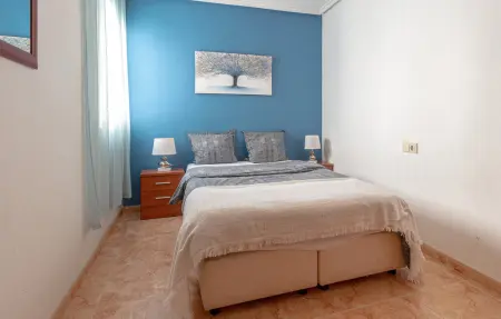 Appartement 2 chambres avec clim réversible à Torrevieja : photo 5