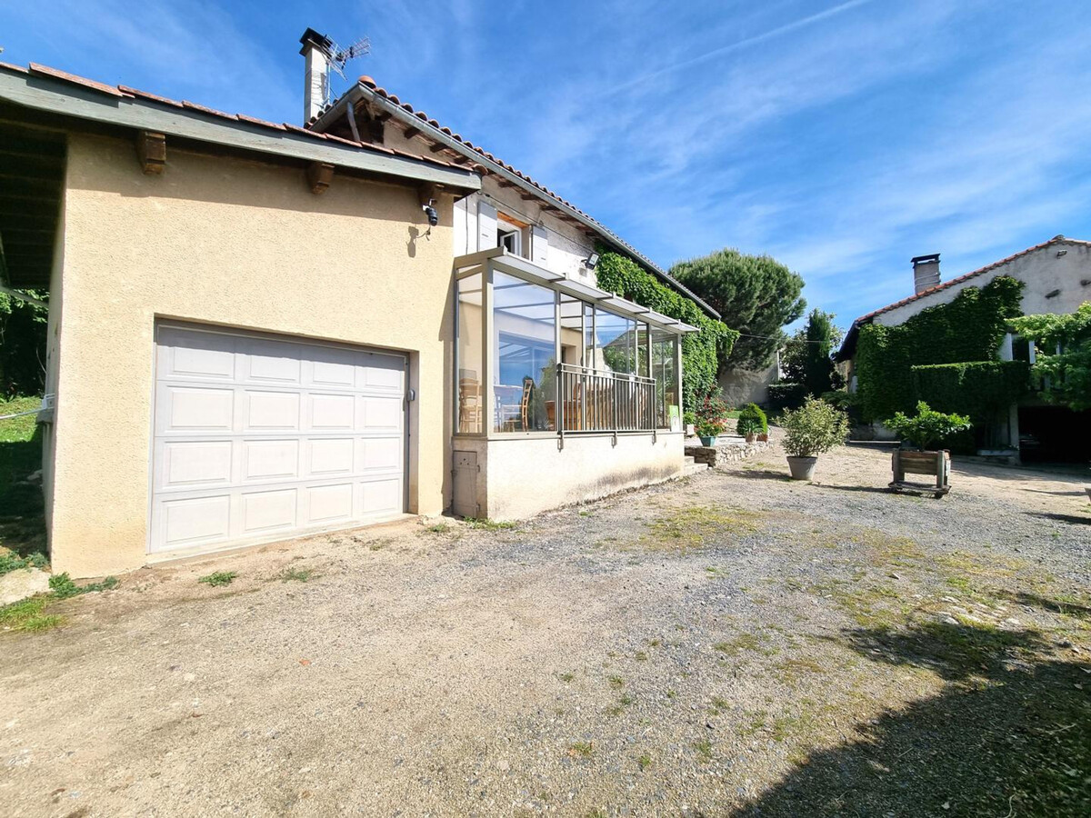 Gîte 100 m² jardin arboré - 4 pers. à Lézigneux - Photo 16
