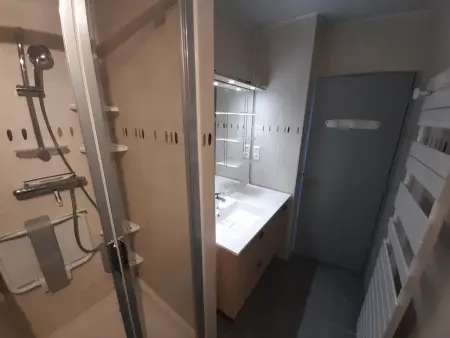 Appartement 3 pièces centre-ville, 600 m des Thermes : photo 9