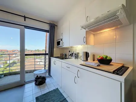 Appartement avec piscine et balcon à Bredene, proche plage : photo 2