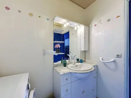 Les Jardins du Port – Apt 2P à 300m de la mer : photo 22