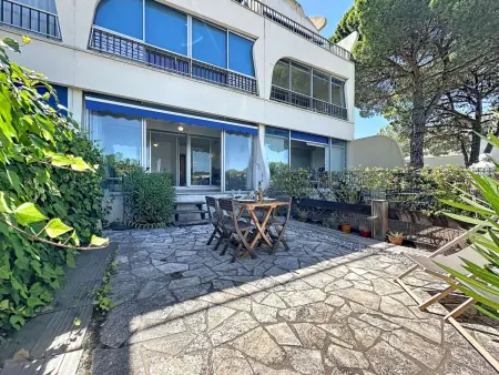 Les Jardins du Port – Apt 2P à 300m de la mer : photo 27