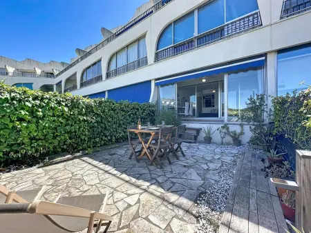 Les Jardins du Port – Apt 2P à 300m de la mer : photo 28