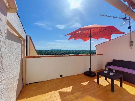 Studio Bellevue avec terrasse à Régusse : photo 19