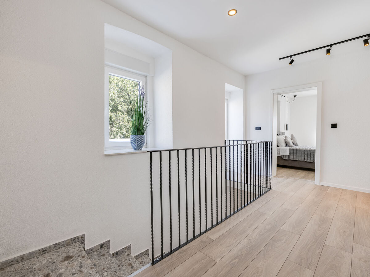 Maison Marko avec piscine chauffée à Pirovac - Photo 11