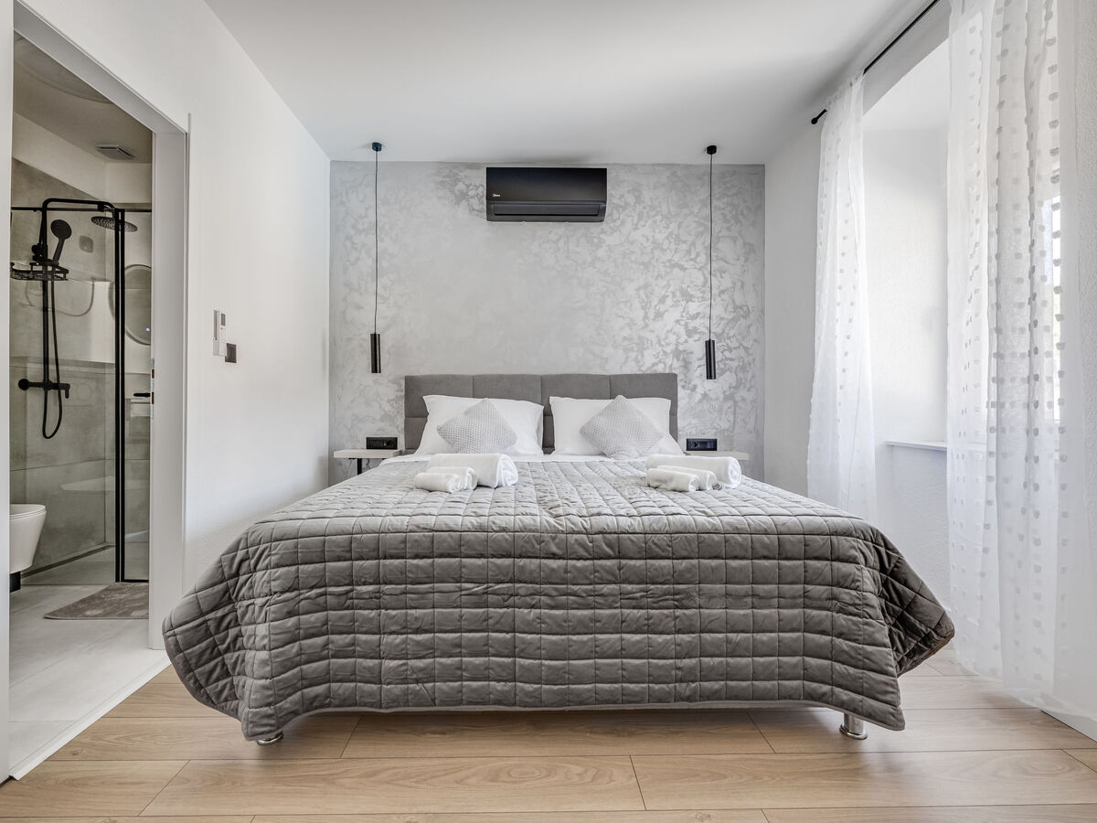 Maison Marko avec piscine chauffée à Pirovac - Photo 14