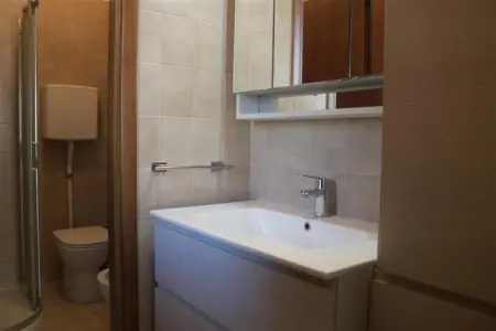 Sole del Garda iQuattro – Appartement jardin & piscine : photo 15