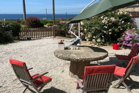 238054, Maison de vacances à Plozevet avec piscine - Photo 3