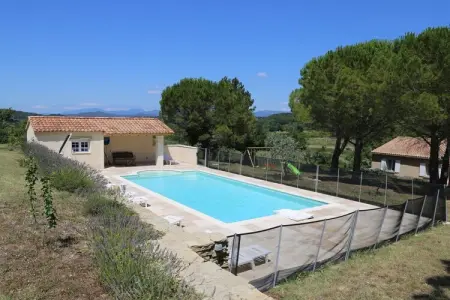 Maison de vacances à Malaucène avec piscine et 6 terrasses : photo 5