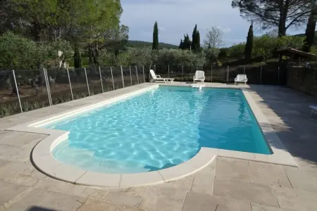 Maison de vacances à Malaucène avec piscine et 6 terrasses : photo 7