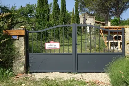 Maison de vacances à Malaucène avec piscine et 6 terrasses : photo 13